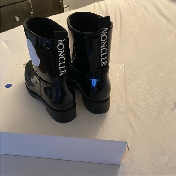 AUTHENTIC✅ MONCLER RAIN BOOTS - Picture 3 of 4